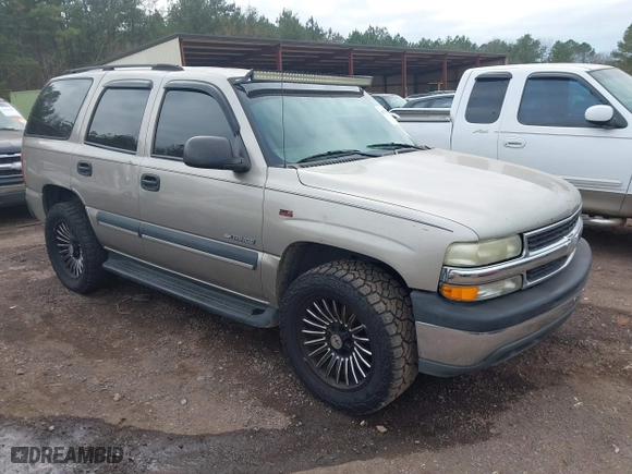 2003 Chevrolet Tahoe LS with VIN 1GNEC13V43R225216, listed as a IAAI auction lot 41535824 with 246,536 mi miles. Bid and sale history available at carsss.com. Image 1.