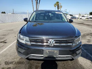 2018 Volkswagen Tiguan SEL с VIN 3VV2B7AX8JM221479, выставлен на аукционе Copart как лот 57660765 с пробегом 65 278 миль миль и Списание • Salvage title. История ставок и продаж доступна на DreamBid. Изображение 5.