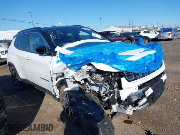 2025 Jeep Compass Limited with VIN 3C4NJDCN0ST566747, listed as a IAAI auction lot 42224070 with 578 mi miles and . Bid and sale history available at DreamBid. Image 1.