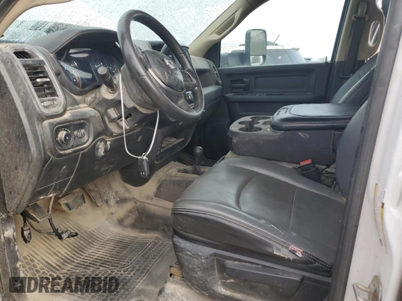 2020 Ram 3500 Tradesman with VIN 3C63R3GL2LG240887, listed as a Copart auction lot 84221034 with 102,225 mi miles and Salvage Title. Bid and sale history available at carsss.com. Image 7.