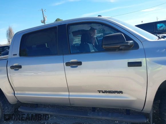 2017 Toyota Tundra 2WD SR5 with VIN 5TFEW5F13HX215375, listed as a IAAI auction lot 41716639 with 78,815 mi miles. Bid and sale history available at carsss.com. Image 14.