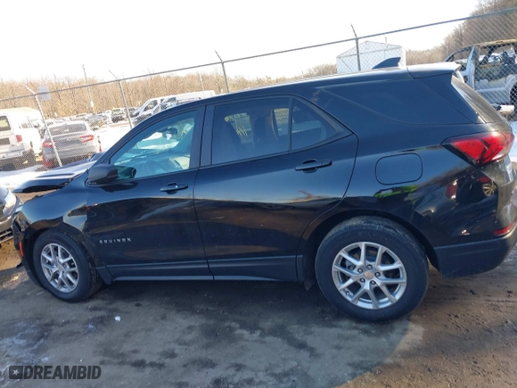 2024 Chevrolet Equinox LS with VIN 3GNAXHEG8RL313194, listed as a IAAI auction lot 41272769 with 26,060 mi miles. Bid and sale history available at carsss.com. Image 14.