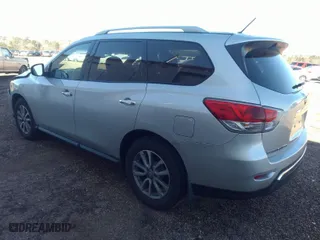 2016 Nissan Pathfinder SL with VIN 5N1AR2MN7GC644109, listed as a IAAI auction lot 40877456 with 114,532 mi miles. Bid and sale history available at carsss.com. Image 3.