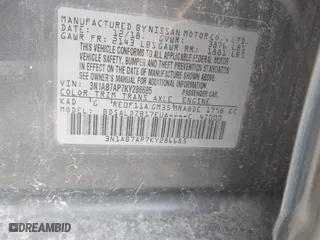 2019 Nissan Sentra SR with VIN 3N1AB7AP7KY286685, listed as a IAAI auction lot 41640879 with 65,086 mi miles. Bid and sale history available at carsss.com. Image 9.