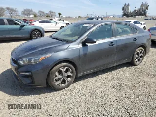 2021 Kia Forte FE with VIN 3KPF24AD2ME273192, listed as a Copart auction lot 51050335 with 28,674 mi miles and Clean Title. Bid and sale history available at carsss.com. Image 1.