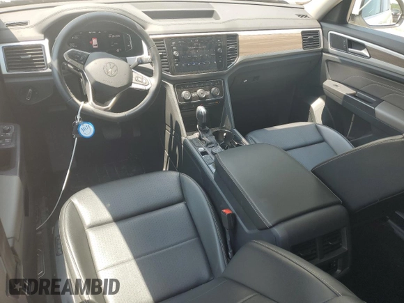 2022 Volkswagen Atlas SEL with VIN 1V2BR2CA2NC500888, listed as a Copart auction lot 56666805 with 66,223 mi miles and Clean title. Bid and sale history available at DreamBid. Image 8.