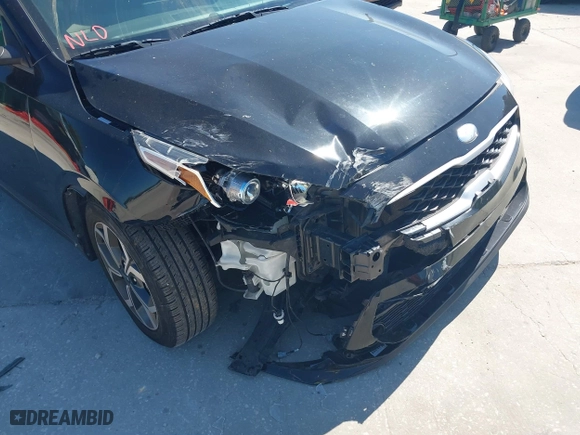 2019 Kia Forte LXS with VIN 3KPF24AD4KE023191, listed as a IAAI auction lot 41776162 with 57,316 mi miles. Bid and sale history available at carsss.com. Image 6.