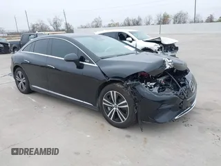 2023 Mercedes-Benz EQE 350 z VIN W1KEG1CB4PF032113, wystawiony jako IAAI lot #41149210 z przebiegiem 32 989 mil mil oraz . Historia ofert i sprzedaży dostępna na DreamBid. Obrazek 1.