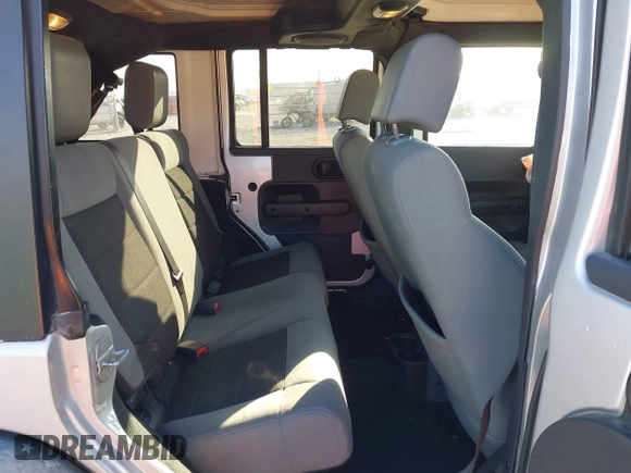 2010 Jeep Wrangler Unlimited Rubicon with VIN 1J4BA6H12AL109611, listed as a IAAI auction lot 40993956 with 151,239 mi miles and . Bid and sale history available at DreamBid. Image 8.