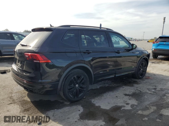 2022 Volkswagen Tiguan SE R-Line Black with VIN 3VVCB7AX9NM099855, listed as a Copart auction lot 53824465 with 31,617 mi miles and Salvage Title. Bid and sale history available at DreamBid. Image 3.