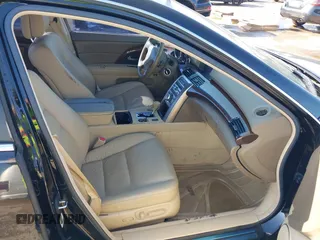 2008 Acura RL Tech Pkg with VIN JH4KB16608C003770, listed as a IAAI auction lot 41862923 with 65,539 mi miles. Bid and sale history available at carsss.com. Image 5.
