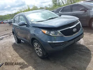 2014 Kia Sportage LX with VIN KNDPB3AC2E7647405, listed as a IAAI auction lot 42151049 with 102,724 mi miles and . Bid and sale history available at carsss.com. Image 1.
