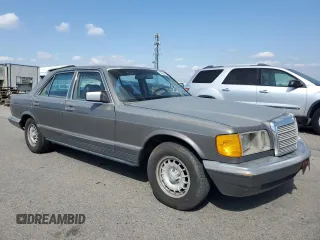 1984 Mercedes-Benz 300 SD with VIN WDBCB20A0EA082551, listed as a Copart auction lot 54059855 with 169,704 mi miles and Clean Title. Bid and sale history available at DreamBid. Image 4.