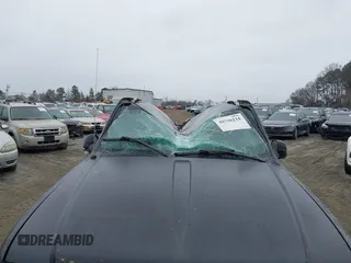 2002 Ford Ranger XL Fleet with VIN 1FTZR45E62TA06041, listed as a IAAI auction lot 40758234 with 196,294 mi miles. Bid and sale history available at carsss.com. Image 6.