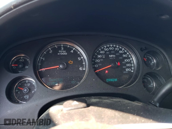 2010 GMC Yukon XL Denali with VIN 1GKUKMEF0AR209403, listed as a Copart auction lot 61909074 with 272,580 mi miles and Salvage Title. Bid and sale history available at carsss.com. Image 9.