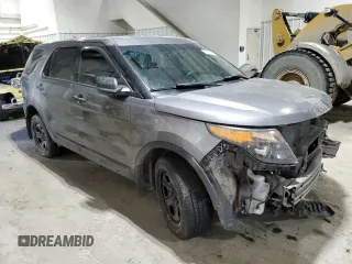 2015 Ford Utility Police Interceptor with VIN 1FM5K8ARXFGB75590, listed as a Copart auction lot 86499964 with 122,637 mi miles and Salvage Title. Bid and sale history available at carsss.com. Image 4.