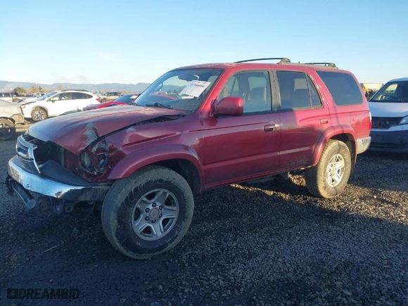 2002 Toyota 4Runner SR5 with VIN JT3GN86R620252850, listed as a IAAI auction lot 41366656 with 199,825 mi miles. Bid and sale history available at carsss.com. Image 2.