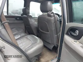 2002 GMC Envoy SLT with VIN 1GKDS13S322491528, listed as a IAAI auction lot 41482996 with 251,182 mi miles. Bid and sale history available at carsss.com. Image 8.