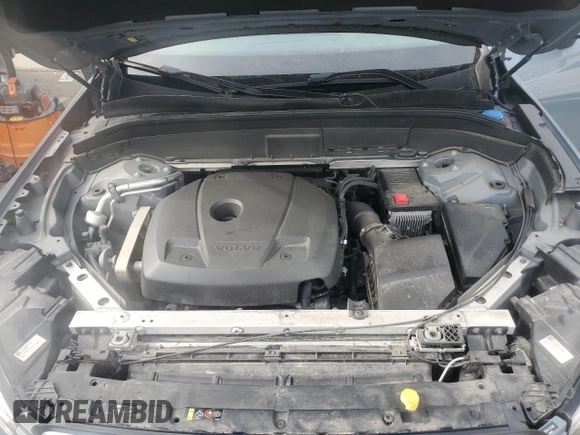 2020 Volvo XC90 Momentum with VIN YV4102PK4L1575186, listed as a Copart auction lot 46177035 with 73,170 mi miles and Salvage Title. Bid and sale history available at carsss.com. Image 12.