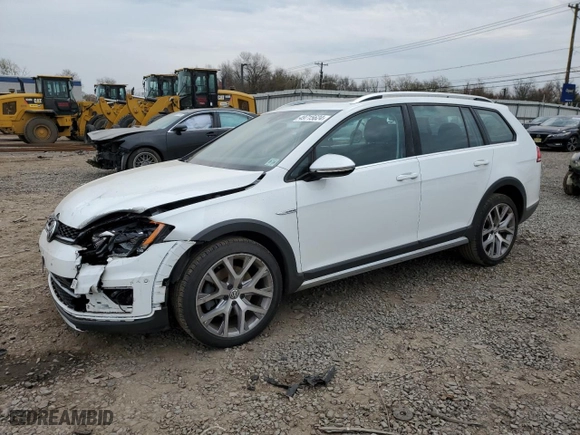 2019 Volkswagen Golf Alltrack S with VIN 3VWH17AU2KM516660, listed as a Copart auction lot 49715624 with 40,861 mi miles. Bid and sale history available at carsss.com. Image 1.