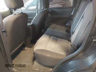 2007 Ford Escape XLS with VIN 1FMYU92Z77KA40092, listed as a IAAI auction lot 41983472 with 138,827 mi miles and . Bid and sale history available at DreamBid. Image 8.