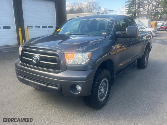 2011 Toyota Tundra 4WD Truck with VIN 5TFUY5F10BX171445, listed as a Copart auction lot 52600275 with 202,580 mi miles and Clean Title. Bid and sale history available at carsss.com. Image 2.