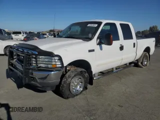2003 Ford Super Duty F-250 XL with VIN 1FTNW21S93ED16066, listed as a Copart auction lot 73352924 with 250,741 mi miles and Salvage Title. Bid and sale history available at carsss.com. Image 1.