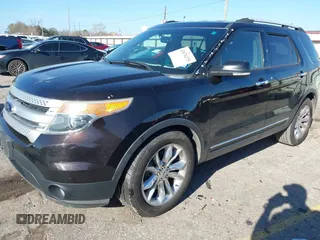2014 Ford Explorer XLT with VIN 1FM5K7D80EGB36115, listed as a IAAI auction lot 41676275 with 124,134 mi miles. Bid and sale history available at carsss.com. Image 17.