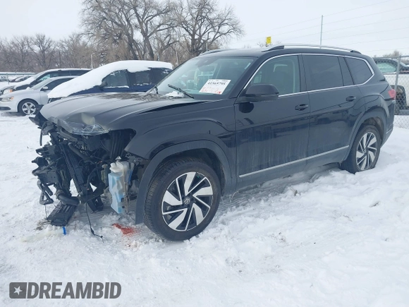 2024 Volkswagen Atlas SEL with VIN 1V2BR2CA3RC513283, listed as a IAAI auction lot 41565795 with 6,624 mi miles and . Bid and sale history available at DreamBid. Image 2.