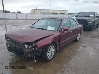 2003 Hyundai XG with VIN KMHFU45E43A257473, listed as a IAAI auction lot 41385881 with 184,165 mi miles. Bid and sale history available at carsss.com. Image 2.