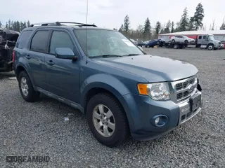 2010 Ford Escape Limited with VIN 1FMCU9EG1AKB89593, listed as a IAAI auction lot 41993888 with 121,175 mi miles. Bid and sale history available at carsss.com. Image 1.