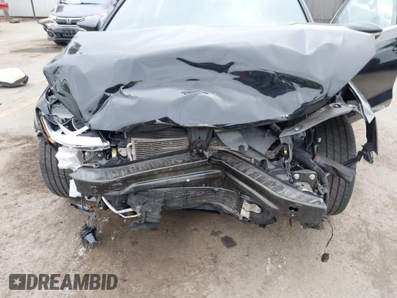 2017 Volkswagen Jetta GLI z VIN 3VW4T7AJ1HM347867, wystawiony jako IAAI lot #42408757 z przebiegiem 82 905 mil mil oraz . Historia ofert i sprzedaży dostępna na DreamBid. Obrazek 6.
