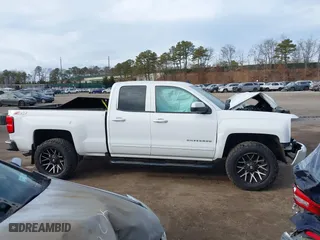 2018 Chevrolet Silverado 1500 LT with VIN 1GCVKREC7JZ264840, listed as a IAAI auction lot 41739510 with 70,377 mi miles. Bid and sale history available at carsss.com. Image 13.