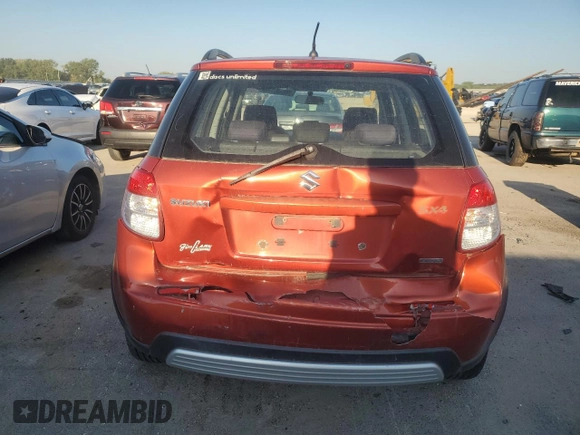 2009 Suzuki SX4 Man AWD with VIN JS2YB413196205145, listed as a Copart auction lot 70606134 with 121,369 mi miles and Salvage Title. Bid and sale history available at carsss.com. Image 6.
