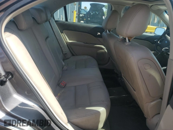 2010 Ford Fusion Hybrid with VIN 3FADP0L31AR416729, listed as a Copart auction lot 61809155 with 241,908 mi miles and Salvage title. Bid and sale history available at DreamBid. Image 10.