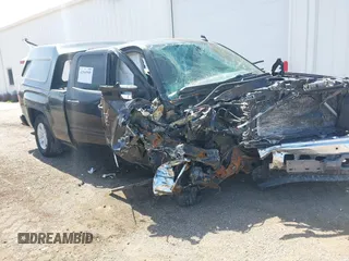 2015 GMC Sierra 1500 SLE z VIN 1GTV2UEC6FZ390410, wystawiony jako IAAI lot #42048988 z przebiegiem Nie podano mil oraz . Historia ofert i sprzedaży dostępna na DreamBid. Obrazek 1.
