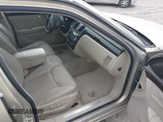 2008 Cadillac DTS 1SC with VIN 1G6KD57Y08U112942, listed as a IAAI auction lot 41836523 with 157,932 mi miles and . Bid and sale history available at carsss.com. Image 5.