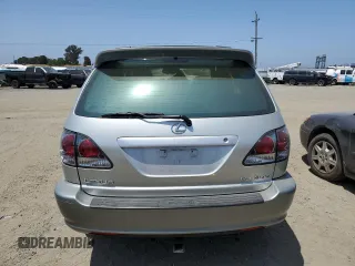 2002 Lexus RX 300 z VIN JTJHF10U120247621, wystawiony jako Copart lot #59238135 z przebiegiem 170 946 mil mil oraz Szkoda całkowita • Salvage title. Historia ofert i sprzedaży dostępna na DreamBid. Obrazek 6.