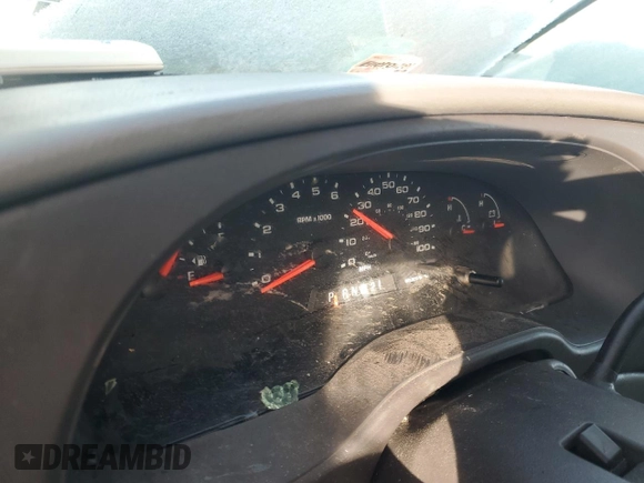 2007 Ford Econoline Passenger XL with VIN 1FBNE31L47DA42681, listed as a Copart auction lot 82018844 with Not Provided miles and Salvage Title. Bid and sale history available at carsss.com. Image 9.