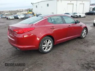 2013 Kia Optima EX z VIN 5XXGN4A78DG141924, wystawiony jako IAAI lot #41474952 z przebiegiem 172 814 mil mil oraz . Historia ofert i sprzedaży dostępna na DreamBid. Obrazek 4.