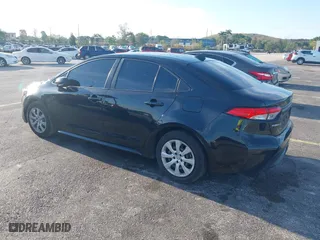 2022 Toyota Corolla LE with VIN JTDEPMAE1NJ206769, listed as a IAAI auction lot 41875080 with 37,576 mi miles. Bid and sale history available at carsss.com. Image 3.