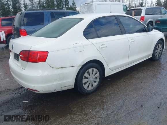 2011 Volkswagen Jetta Sedan S with VIN 3VW2K7AJ3BM392763, listed as a IAAI auction lot 41718537 with 157,659 mi miles. Bid and sale history available at carsss.com. Image 4.