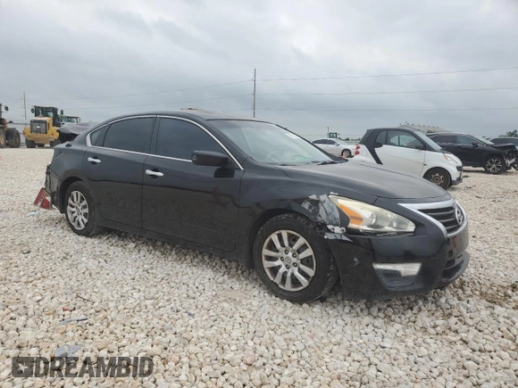 2014 Nissan Altima S with VIN 1N4AL3AP7EN348533, listed as a Copart auction lot 54132055 with 141,299 mi miles and Salvage Title. Bid and sale history available at carsss.com. Image 4.