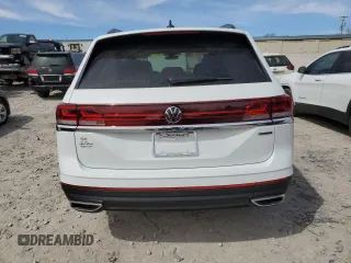2024 Volkswagen Atlas SE with VIN 1V2LR2CAXRC548312, listed as a Copart auction lot 48427095 with 16,051 mi miles and Salvage title. Bid and sale history available at DreamBid. Image 6.