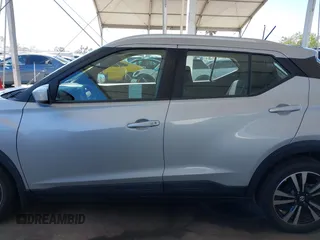 2020 Nissan Kicks SV z VIN 3N1CP5CV2LL538187, wystawiony jako IAAI lot #42225191 z przebiegiem 41 901 mil mil oraz . Historia ofert i sprzedaży dostępna na DreamBid. Obrazek 14.