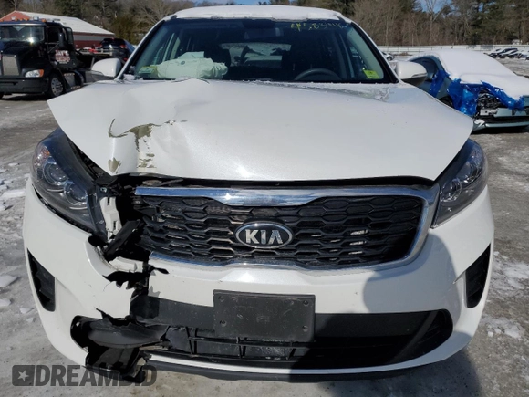 2019 Kia Sorento LX with VIN 5XYPGDA39KG540003, listed as a Copart auction lot 45834465 with 117,334 mi miles and Salvage Title. Bid and sale history available at DreamBid. Image 5.