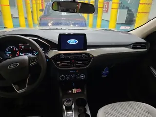 2020 Ford Escape SE with VIN 1FMCU9G67LUB25554, listed as a IAAI auction lot 42715711 with 63,588 mi miles and . Bid and sale history available at DreamBid. Image 1.