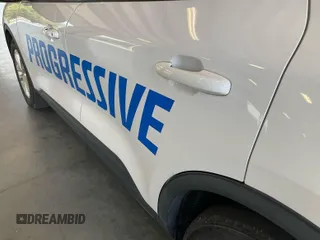 2020 Ford Escape SE z VIN 1FMCU0G62LUB45075, wystawiony jako IAAI lot #42743374 z przebiegiem 84 675 mil mil oraz . Historia ofert i sprzedaży dostępna na DreamBid. Obrazek 20.