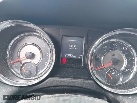 2014 Chrysler Town & Country S with VIN 2C4RC1HG6ER234680, listed as a IAAI auction lot 41541817 with 117,650 mi miles. Bid and sale history available at carsss.com. Image 7.