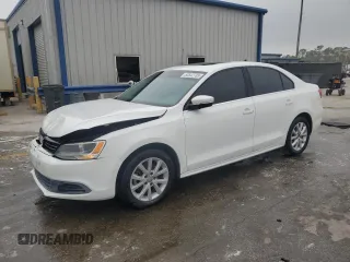 2013 Volkswagen Jetta SE z VIN 3VWDX7AJ9DM368707, wystawiony jako Copart lot #50542785 z przebiegiem 100 395 mil mil oraz Szkoda całkowita • Salvage title. Historia ofert i sprzedaży dostępna na DreamBid. Obrazek 1.